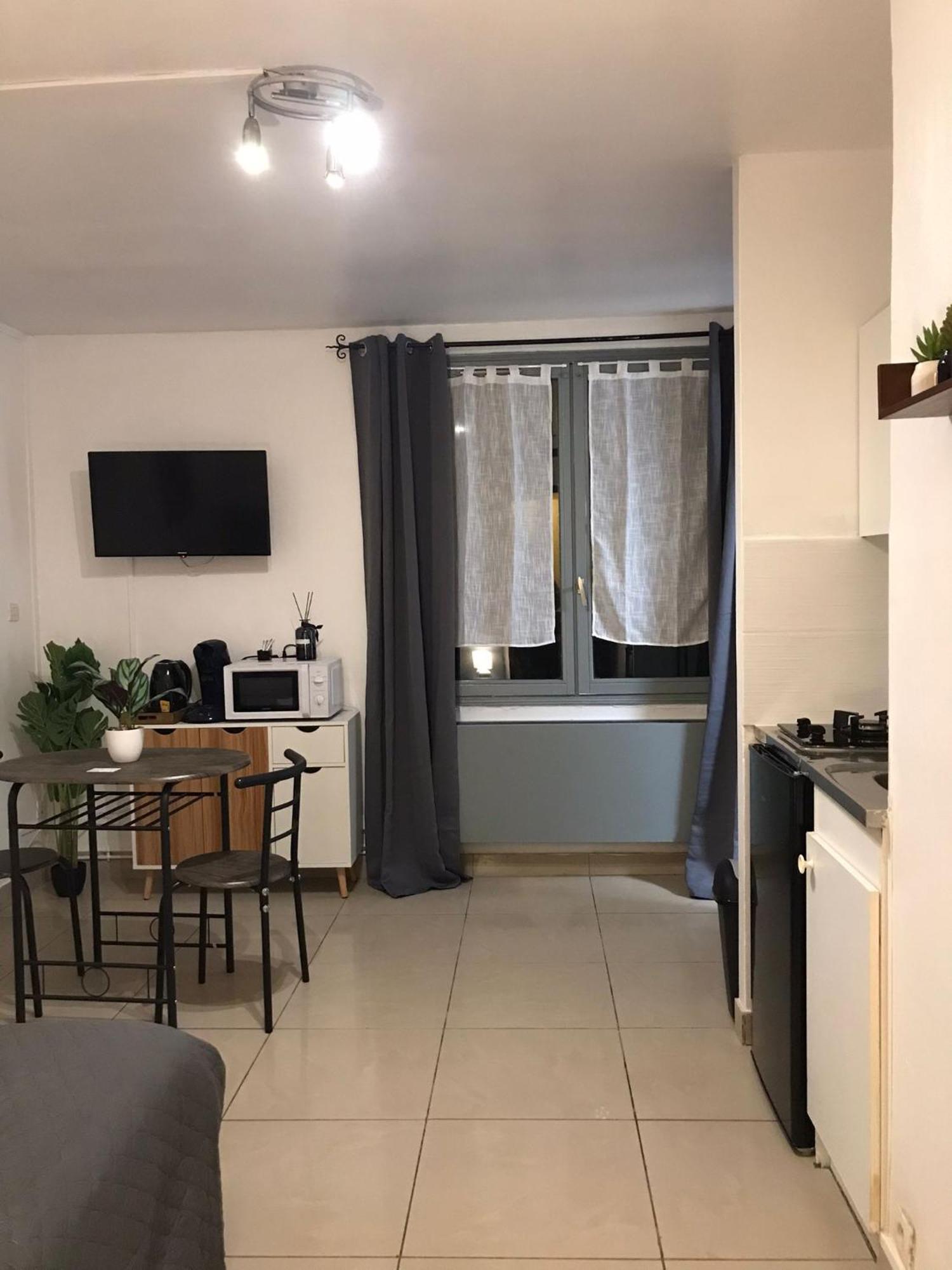 Studio Eros Apartment Alençon Екстериор снимка